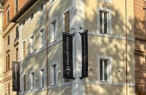 Rione XI Sant'Angelo Condo | Palazzo Ottavia-Maison D'Art Collection