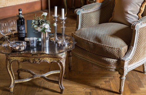 Rione IV Campo Marzio Condo | Palazzo Renaissance Experience, Elegant and Historic Stay in Rome