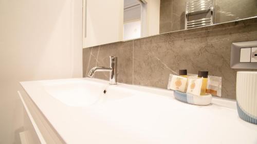 Castellammare Bed & Breakfast | Palermo Historia