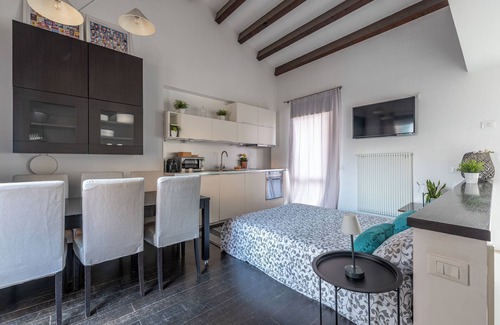 Ruggero Settimo Apartment | Palermo Historic Center Duplex Apartment with Terrace- 2 bed - 3 bath - 2 LR