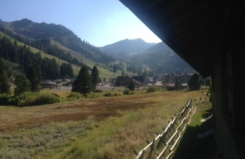 Olympic Valley House | Palisades Meadows Condo # 13 by Tahoe Getaways - Ski & Monthly Lease. Walk to Chairlifts!