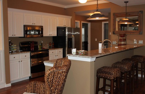 Lake Ozark Condo | Palisades Point- Luxury On The Lake! High-end Condo with Million Dollar View!