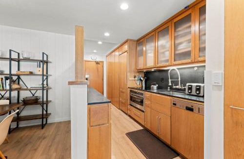 Olympic Valley Apartment | Palisades Tahoe Lodge Rentals Premium Studio Loft #333