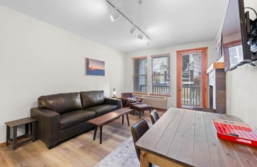 Olympic Valley Apartment | Palisades Tahoe Lodge Rentals Two Bedroom #705