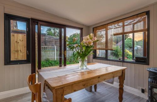 Cliftonville House | Palm Bay Beach House