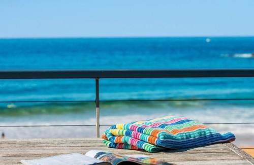 Palm Beach House | Palm Beach Front Rocklands