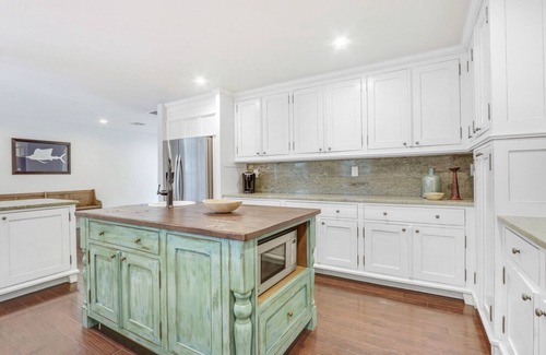 Palm Beach Shores House | PALM BEACH SHORES - LUXURY BEACH HOUSE RENTAL - SINGER ISLAND