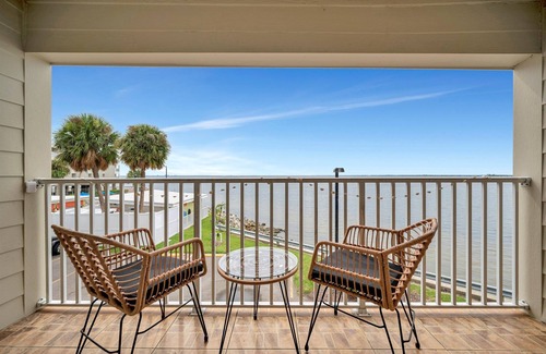 Rocky Point Condo | Palm Court, a Bayview 2 Bed Suite, & Heated Pool!