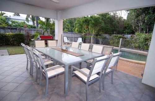 Palm Cove House | PALM COVE HOUSE - Holiday Home
