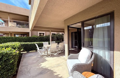 Palm Desert Condo | Palm Desert 2BR Condo at Shadow Mountain! Pools, Golf, Walk to El Paseo