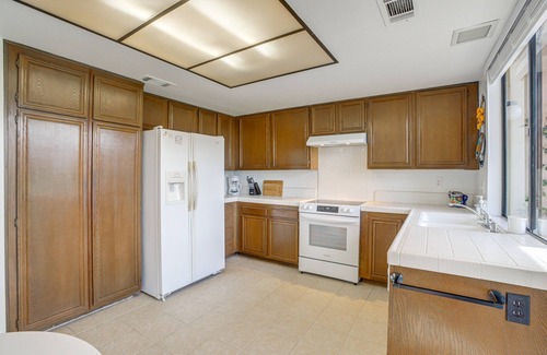 Palm Desert Condo | Palm Desert Condo w/Patio & Golf Course Views