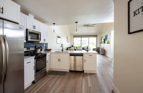 Palm Desert House | Palm Desert Oasis- steps from the pool