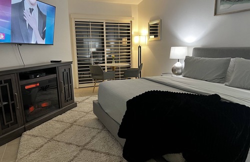 Palm Desert Resort | Palm Desert Resorter Community, golf, pool, tennis, pickleball.