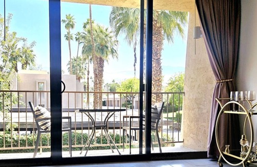 Palm Desert Condo | Palm Desert Studio at Shadow Mountain Resort.steps to El Paseo's Charms