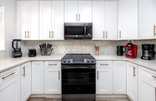 Palm Harbor House | Palm Harbor Getaway Salt Pool Xbox Near Beaches & Blue Jays