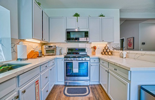 Vista Norte House | Palm Oasis: New Reno with Pool