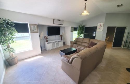 Palm Coast House | Palm Paradise