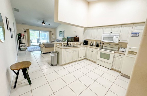 Pebble Beach Villa | Palm Retreat near Englewood Beach