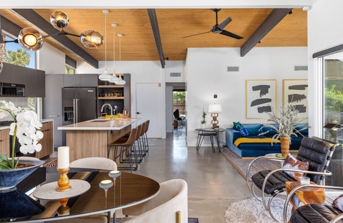 Racquet Club Estates House | Palm Springs Hollywood Hideaway