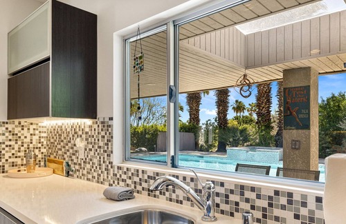 Palm Springs House | Palm Springs Oasis in Little Tuscany - Private and peaceful