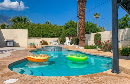 Desert Park Estates House | Palm Springs Pet Friendly Pool and Spa Oasis