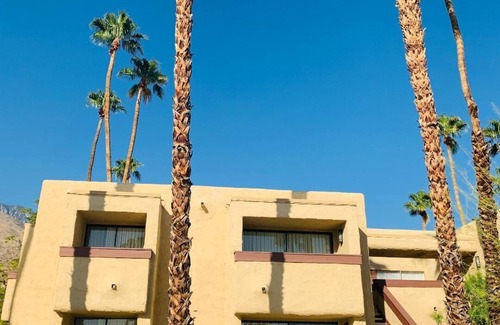 Little Tuscany Condo | Palm Springs Two Bedroom Condo located near Old Las Palmas