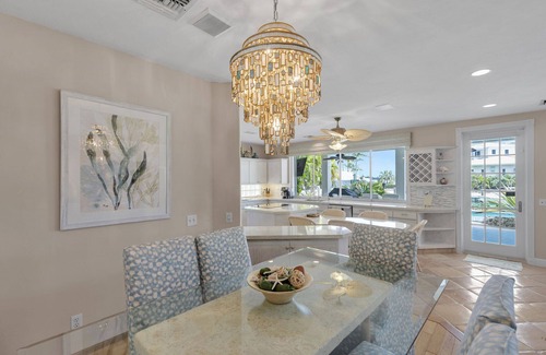 Key Colony Beach House | Palm View 5 BR Pool, Dock KCB, Cabana Club, Outdoor Kitchen