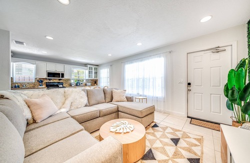 Southwest House | Palm Wave Stays - Quietness in Best Location