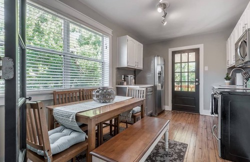 Bayshore Gardens House | Palma Ceia Retreat | Duplex | Walk to Bayshore