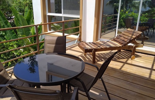 R Condo | PALMAS DE CHAHUE 7 (1,100 SF)