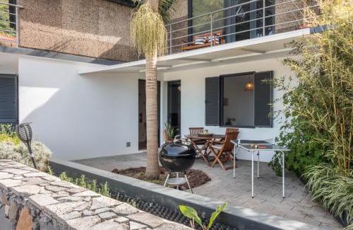 Ponta Delgada Apartment | Palmeira House - Fernandes Cottage