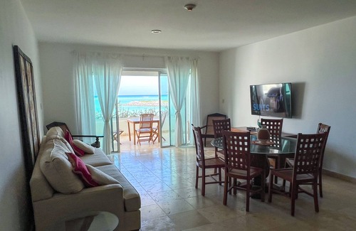Cap Cana Marina Apartment | Palmera Ocean front 2 Bd