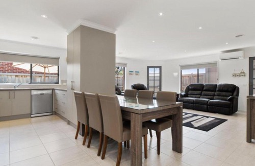 Dromana House | Palmerston