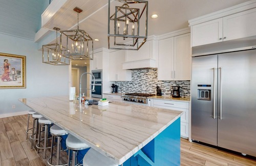Port Aransas House | Palmilla Big Blue Gulf-front home with pool, spa, & scenic views of the beach