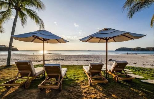 Playa Flamingo Villa | Palms 14 Luxury Beachfront Villa