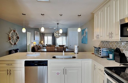 Dune Allen Beach Condo | Palms North #7B - Dune Buddy | Near Beach + Pool