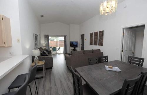 Clear Creek Villa | Palmview Villa