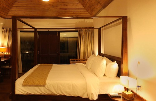 Alappuzha Hotel | Paloma Backwater Resorts