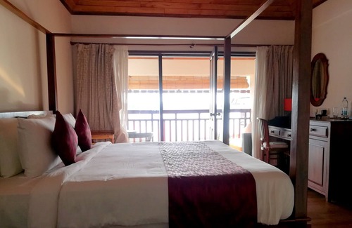 Alappuzha Hotel | Paloma Backwater Resorts