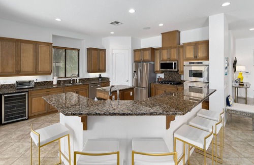 Desert Club Estates House | Paloma Paradise/Close to Festivals/Private Pool/Beautiful home in LQ Cove