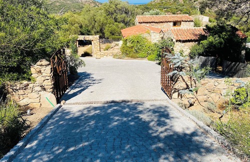 Porto-Vecchio House | Palombaggia beach porto vecchio stone sheepfold, sea view, dream, charm .