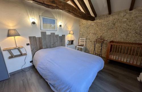 Larbey House | Paloumat