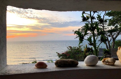 Tierra Bomba Island Cabin | PAMADUIH - Cabin on the Ocean Cliff - Amazing Ocean View