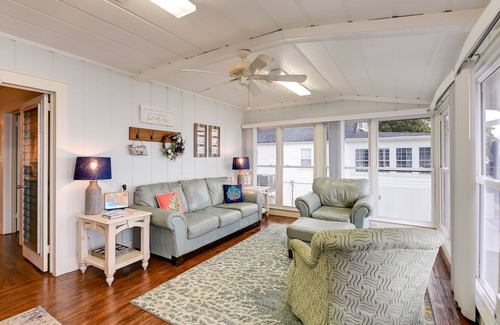 Bath House | Pamlico River Vacation Rental w/Game Room