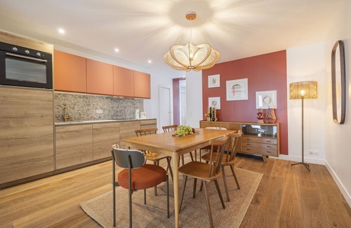 Quartier Sainte-Avoye Apartment | Panache, 2BR/2BA, 6 people