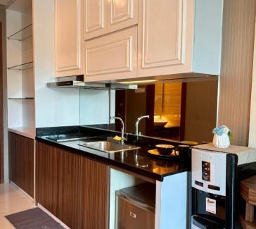 Batam Apartment | Panbil Residence Apartment with Netflix, Gym and Pool