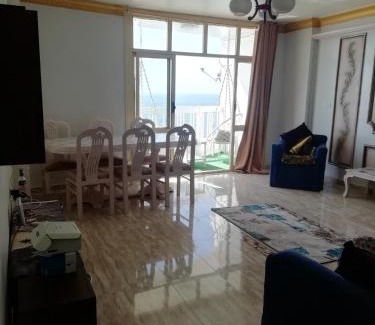 Al-Muntazah Apartment | Panda House