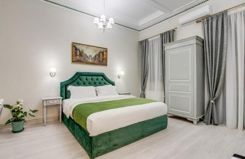 Plaka Hotel | Pandrosos Divine Suites
