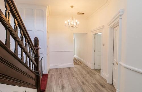Whitby House | Pannett Park View