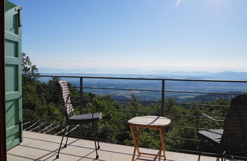 Sarteano Villa | Panorama and infinity pool in the Siena Province, south of Montepulciano